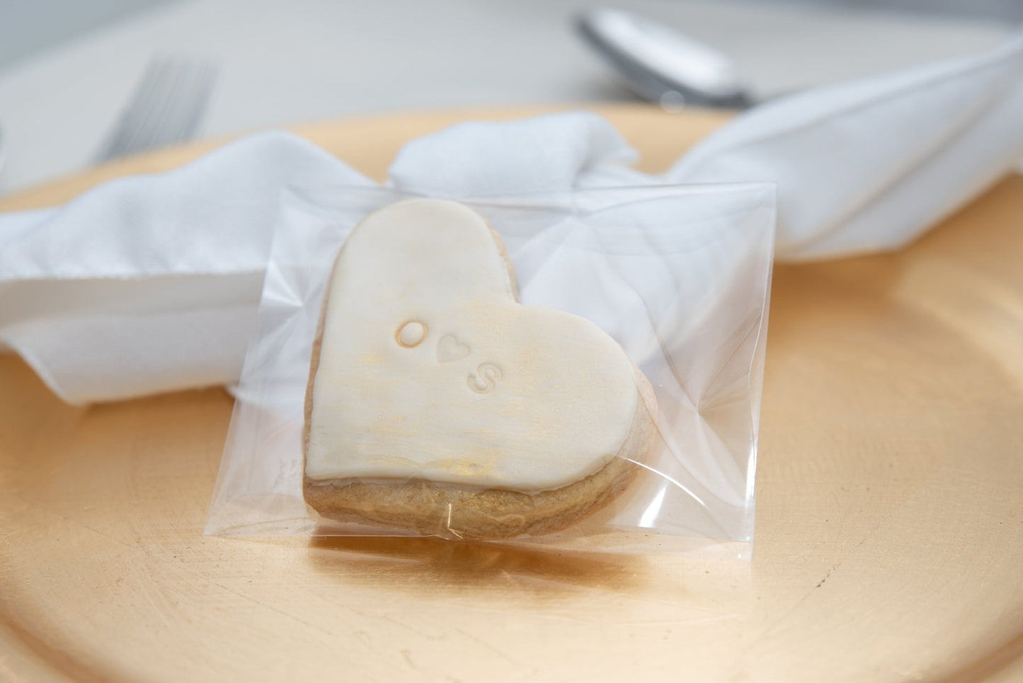 Personalised Wedding Biscuits Favours - Small Initials on Heart